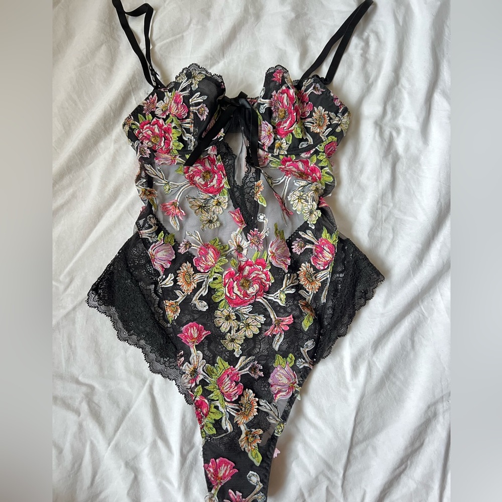 Victoria’s secret’s teddy